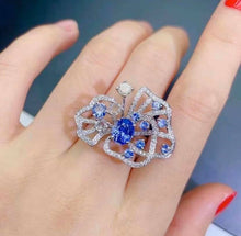 Load image into Gallery viewer, 1.8ct Unheated Cornflower Blue Sapphire

