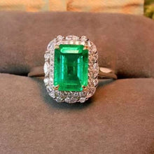 Load image into Gallery viewer, 2.96ct NO OIL INTENSE Green Emerald
