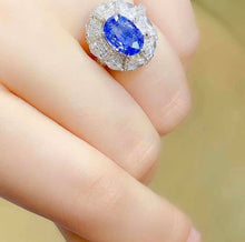 Load image into Gallery viewer, 2.7ct Unheated Cornflower Blue Sapphire
