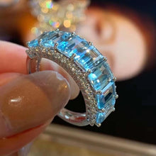 Load image into Gallery viewer, 4ct Aquamarine
