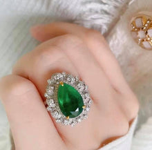 Load image into Gallery viewer, 3.05ct MUZO Green Emerald
