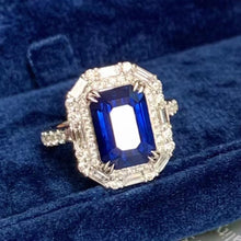 Load image into Gallery viewer, 4.8ct Unheated Royal Blue Sapphire
