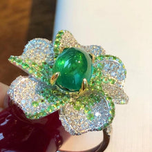 Load image into Gallery viewer, 1.5ct Vivid Green Emerald
