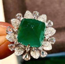 Load image into Gallery viewer, 10ct Vivid Green Emerald
