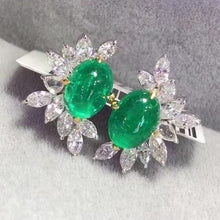 Load image into Gallery viewer, 2.5ct Vivid Green Emerald
