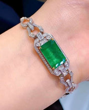 Load image into Gallery viewer, 8.26ct Vivid Green Emerald
