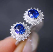 Load image into Gallery viewer, 2.31ct Unheated Royal Blue Sapphire
