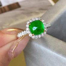 Load image into Gallery viewer, 2.05ct Vivid Green Emerald
