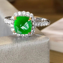 Load image into Gallery viewer, 2.05ct Vivid Green Emerald
