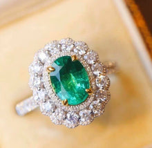 Load image into Gallery viewer, 1.61ct Vivid Green Emerald
