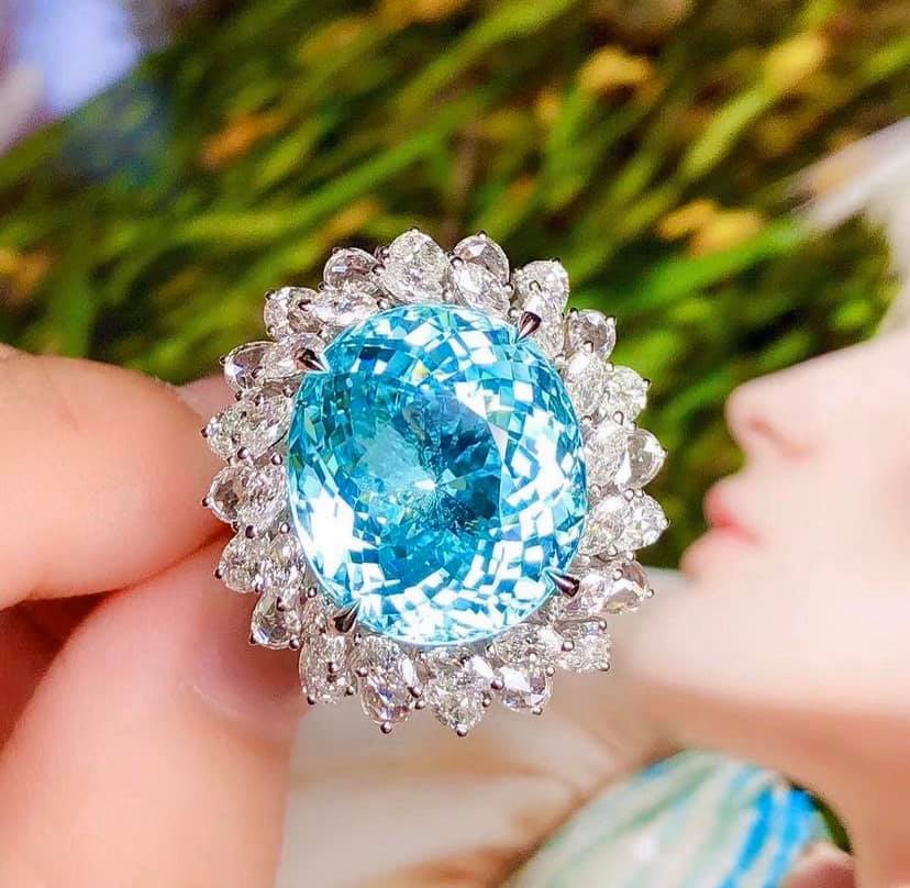 14.72ct Blue Green Paraiba