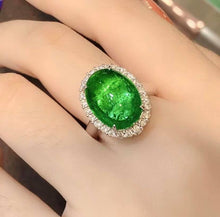 Load image into Gallery viewer, 9.05ct Vivid Green Emerald
