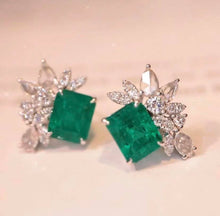 Load image into Gallery viewer, 2.25ct MUZO Green Emerald
