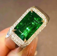 Load image into Gallery viewer, 3.8ct MUZO Green Emerald
