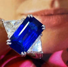 Load image into Gallery viewer, 5.71ct Blue Sapphire
