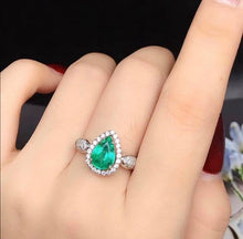 Load image into Gallery viewer, 1.52ct Vivid Green Emerald
