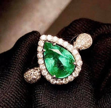 Load image into Gallery viewer, 1.52ct Vivid Green Emerald
