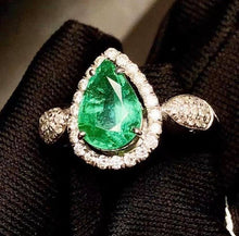 Load image into Gallery viewer, 1.52ct Vivid Green Emerald
