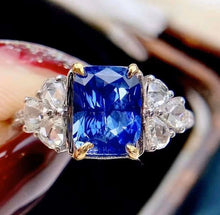 Load image into Gallery viewer, 2.1ct Unheated Cornflower Blue Sapphire
