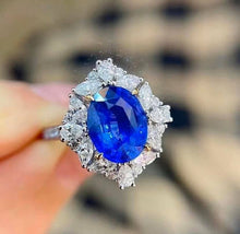 Load image into Gallery viewer, 3.18ct Blue Sapphire
