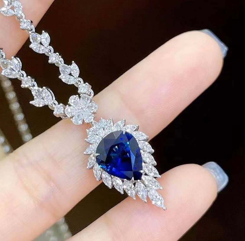 3.36ct Royal Blue Sapphire