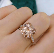 Load image into Gallery viewer, 5.6ct Peach Morganite
