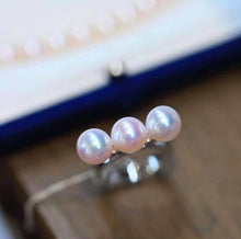 Load image into Gallery viewer, 8.5-9mm AURORA Tennyo Akoya Pearls, Full round, Excellent Luster, FLAWLESS.
