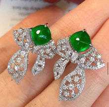 Load image into Gallery viewer, 2.12ct Vivid Green Emerald
