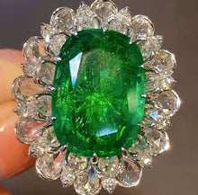 Load image into Gallery viewer, 7.8ct Vivid Green Emerald
