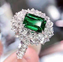 Load image into Gallery viewer, 1.1ct Vivid Green Emerald, Glassy!
