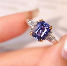 Load image into Gallery viewer, 2.06ct Unheated COLOR CHANGE Sapphire
