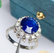 Load image into Gallery viewer, 3.54ct Unheated Royal Blue Sapphire
