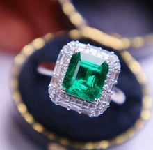 Load image into Gallery viewer, 1.85ct Vivid Green Emerald, INSIGNIFICANT OIL, Glassy!!!!
