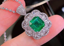 Load image into Gallery viewer, 3.1ct Vivid Green Emerald, Glassy &amp; INSIGNIFICANT OIL!
