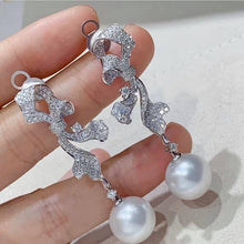 Load image into Gallery viewer, 12.7MM Australian White South Sea Pearls. Full round, Excellent Luster, Flawless!!
