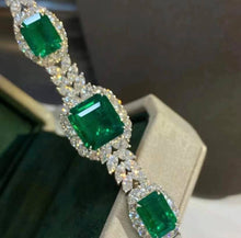 Load image into Gallery viewer, 12ct Vivid Green Emerald
