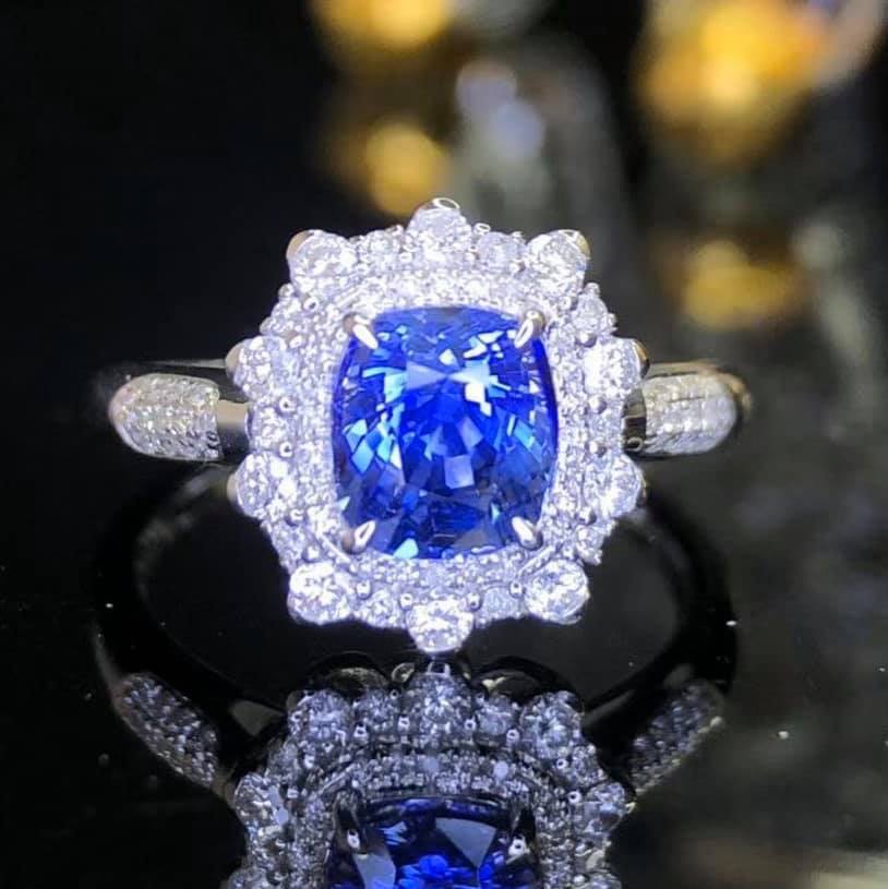 2ct Unheated Blue Sapphire