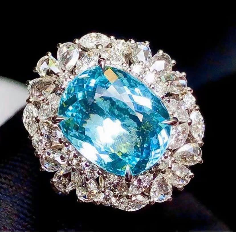 4.12ct Greenish Blue Paraiba