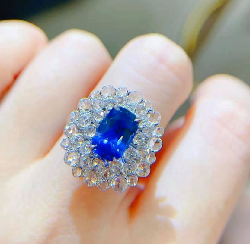 3.02ct Royal Blue Sapphire