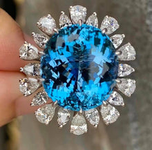 Load image into Gallery viewer, 11.01ct EXCEPTIONAL SANTA MARIA Aquamarine, VIBRANT BRILLIANCE!
