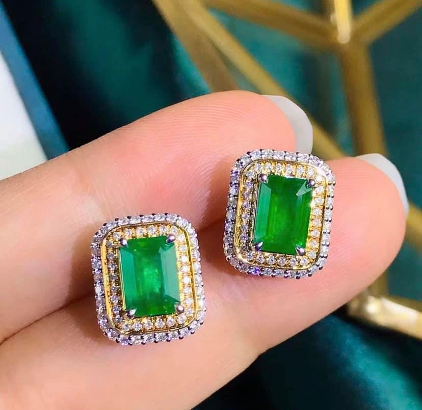 2.06ct MUZO Green Emerald