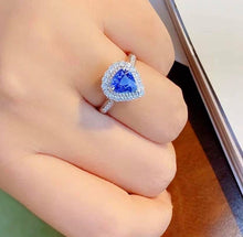 Load image into Gallery viewer, 1.57ct Unheated Blue Sapphire
