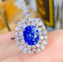 Load image into Gallery viewer, 5.52ct Blue Sapphire
