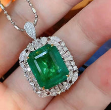 Load image into Gallery viewer, 6.05ct Vivid Green Emerald
