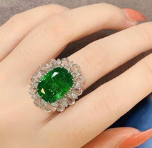 Load image into Gallery viewer, 7.8ct Vivid Green Emerald
