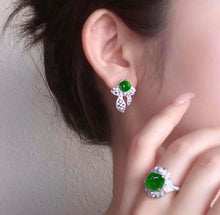 Load image into Gallery viewer, 2.12ct Vivid Green Emerald
