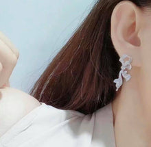 Load image into Gallery viewer, 12.7MM Australian White South Sea Pearls. Full round, Excellent Luster, Flawless!!
