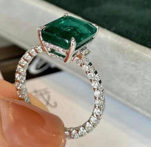 Load image into Gallery viewer, 3.89ct GLASSY Vivid Green Emerald
