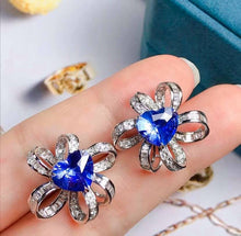 Load image into Gallery viewer, 4.51ct Unheated Cornflower Blue Sapphire
