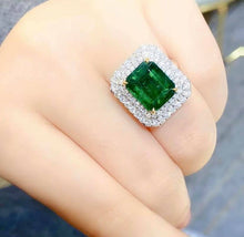 Load image into Gallery viewer, 5.16ct Vivid Green Emerald
